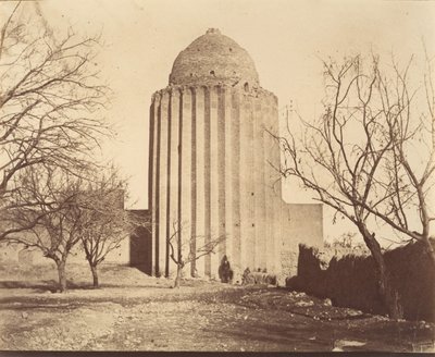 [Bastam, Tomb Tower construída em 1313, Khorasan], 1840s-60s. de Possibly by Luigi Pesce.