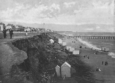 Clacton: a praia, c1896 de Poulton and Co