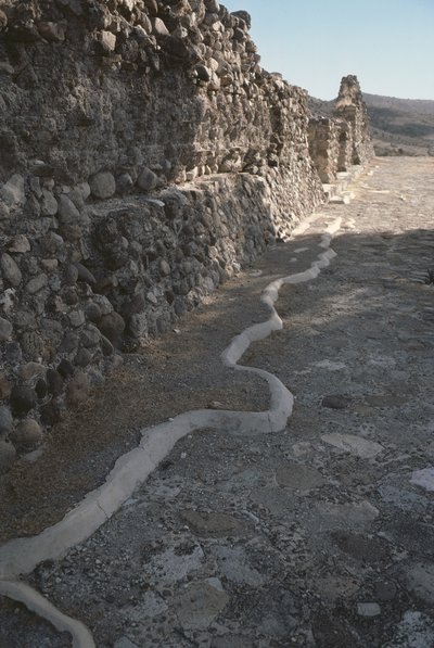 Restos das muralhas da cidade, período pós-clássico tardio de Pre Columbian