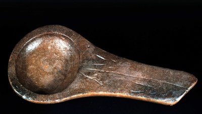 Lâmpada da Madalena de Lascaux - Musée des Antiquiites de Saint-Germain-en-Laye de Prehistoric Prehistoric