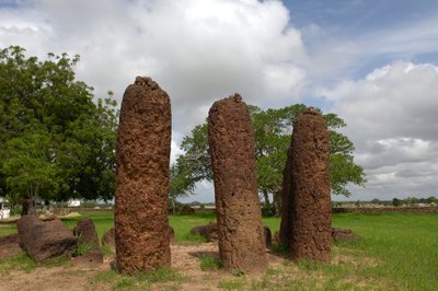 Pré-história: Círculo megalítico de pedras de Wassu, Gâmbia (foto) de Prehistoric Prehistoric