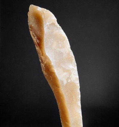 Pré-história: ponta de sílex do Necropo de Arene Candide (Finale Liguria), Liguria. Paleolítico Superior, Idade da Pedra. Genes, museo di archeologia ligure de Prehistoric Prehistoric