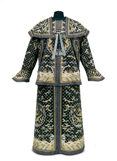 Uniforme cerimonial do guarda imperial raro, período Qianlong - Jiaqing (1736-1820) (cetim de seda) (ver também) de Qing Dynasty Chinese School