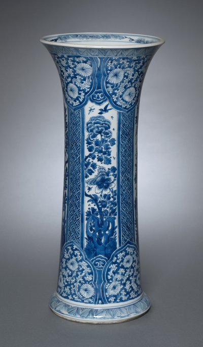 Vaso com Tampa de Qing Dynasty Chinese School