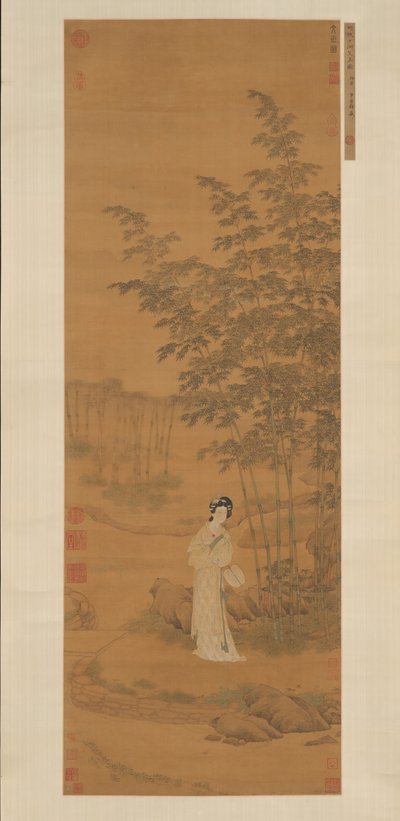 Senhora em um bosque de bambu. de Qiu Ying