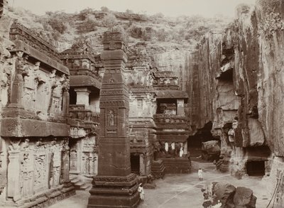 Khalias Rock-Hewn Temple, Ellora de Raja Deen Dayal