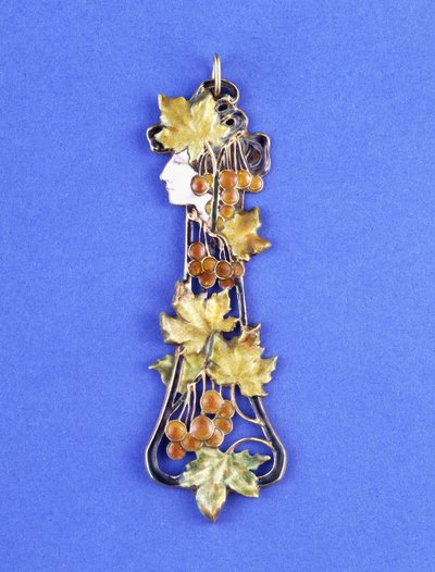 Um pingente Lalique, formado como uma cabeça de donzela Art Nouveau em perfil, c.1900 (metal, esmalte) de Rene Jules Lalique
