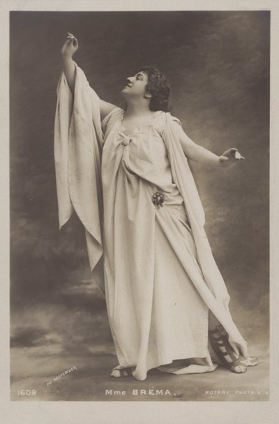 Marie Bremen, cantora mezzo-soprano inglesa de Reutlinger Studio