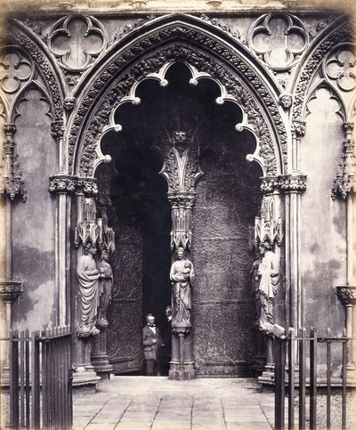 Lichfield: o West Porch de Roger Fenton