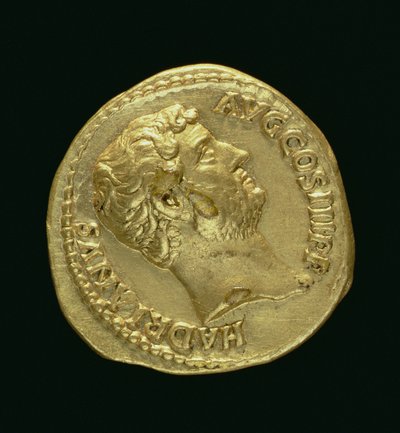 Aureus (anverso) de Adriano (AD 117-AD 138) com a cabeça descoberta. (ouro) Inscrição: HADRIANVS AVGUSTVS (para reverso ver 119153) de Roman