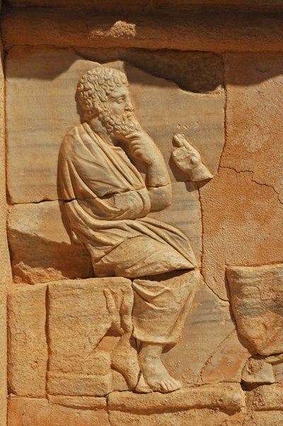 Bas-relevos sobre o Proscênio do Teatro Romano, Sabratha, Líbia, século II d.C. de Roman