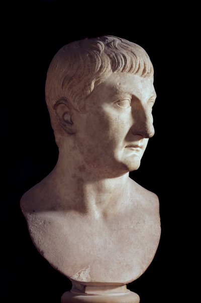 Busto de Druso o Jovem (falecido a 23 DC), filho do imperador romano Tibere (Tibério Cláudio Nerone, 42 AC-37 DC). Escultura em mármore. Século I d.C. Paris, Museu do Louvre de Roman