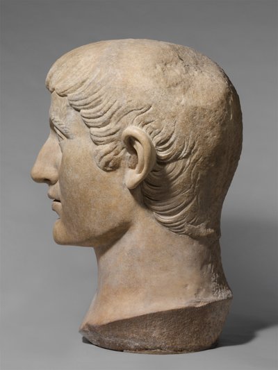 Mármore cabeça de retrato do imperador Constantino I, c.325-370 AD (mármore) de Roman