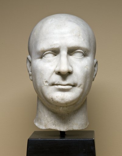 Retrato de um sacerdote Ísis, início do século 2 DC (mármore Proconnesiano) de Roman