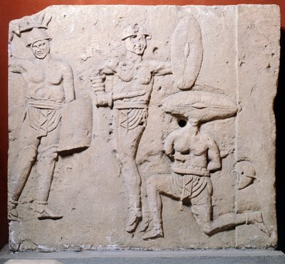 Relevo retratando a cena gladiatorial da área de Due Madonne, Bolonha, Civilização Romana de Roman