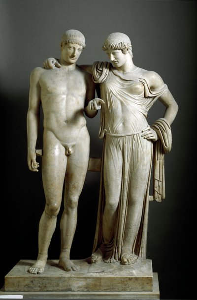 Arte Romana: "Oreste et Electre" - Escultura em mármore de Pozzuoli (Pozzuoli) século I d.C., Dim. 160 cm - Museo Archeologico Nazionale, Nápoles - civilização romana: Electra e Orestes - Escultura em mármore (H. 160 cm) de Roman