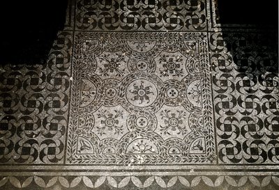 Arte Romana: detalhe dos mosaicos do chão de Villa Adriana (Villa d