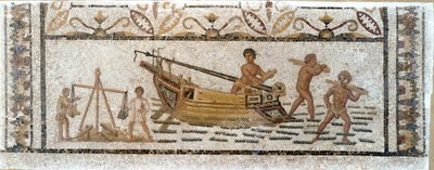 Antiquidade romana: "Descarregar uma carga de madeira de um navio e pesar chumbo" Mosaico vindo de Sousse, na Tunísia. Século III d.C. Dim. 90x230 cm Musee du BarDo, Tunísia de Roman