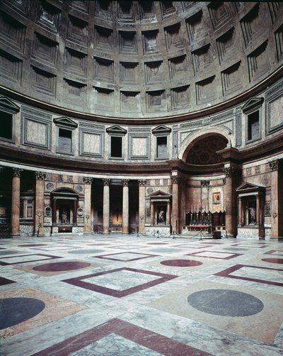 Arte romana. Vista do interior do Panteão, construído na época de Marcus Vipsanius Agrippa de Roman