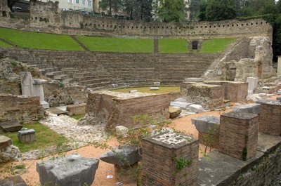Arte romana: vista do teatro romano (1º AC), Trieste Itália (foto) de Roman