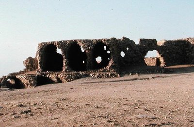 Ruínas do aqueduto romano de Roman