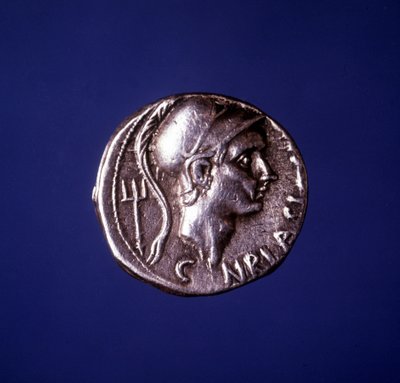 Moeda de prata com a efígie de Scipio, o Africano (235 AC - 183 AC). de Roman