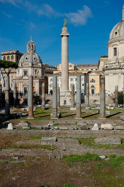 Vista do Fórum e da Coluna de Trajano de Roman