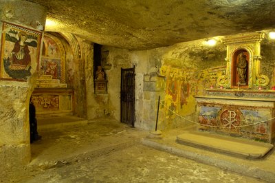Vista das catacumbas de Santa Agatha em Rabat, Malte (foto) de Roman