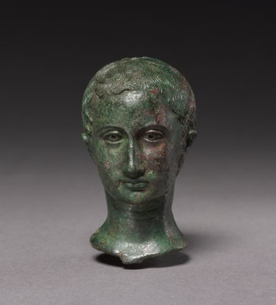 Retrato de uma jovem, c.25-30 de Roman Imperial Period