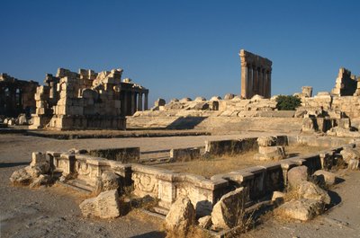 Santuário de Júpiter Heliopolitanus, O Grande Tribunal, Alto Período Imperial (27 aC-395 dC) de Roman Imperial Period