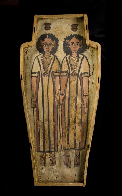 Base de caixão antropóide, Alto Egito, Tebas, Período Romano Final, c.175-200 d.C. (madeira rebocada e pintada) de Roman Period Egyptian