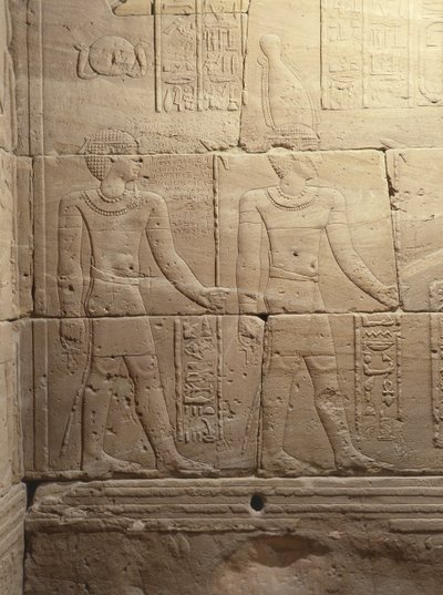 O Templo de Dendur, c.10 AC (arenito eólico) de Roman Period Egyptian