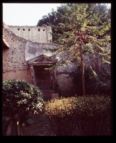 Larário da Casa del Mobilio Carbonizzato (Casa do Móvel Encantado), século V a.C.-1 d.C. de Roman Roman
