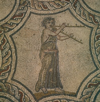 Mosaico representando flautista feminina da Casa de Dionísio, em Volubilis, Marrocos, Civilização Romana, de Roman Roman