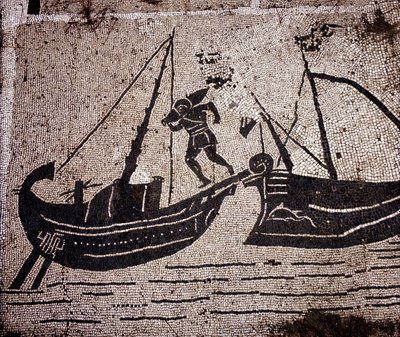 Ostia (Ostia) Antigo, Mosaico da Place des Corporations. Carregando um barco. de Roman Roman
