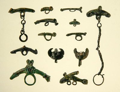 Amuletos Phalloi (bronze) de Roman Roman