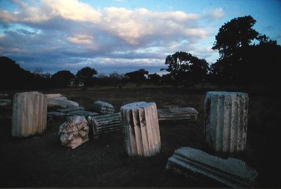 Ruínas do Templo de Atena de Roman Roman