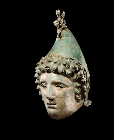 O capacete Crosby Garrett, final do século I ao II DC (bronze) (ver também 871728-34, 482018, 396169 e 413094) de Roman Roman