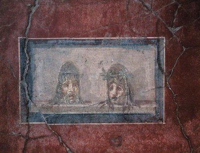 Duas máscaras teatrais do século I aC-79 dC de Roman Roman