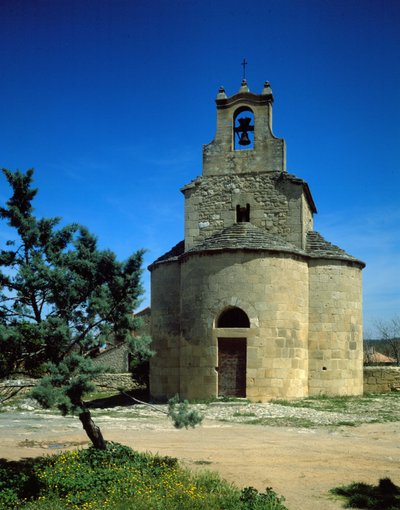 Capela românica, Sainte Croix, em Peyrolles, em Aix-en-Provence. de Romanesque