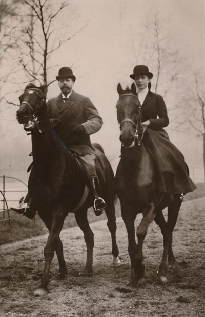 HM rei George V. e princesa Mary, 1914. de Rotary Photo