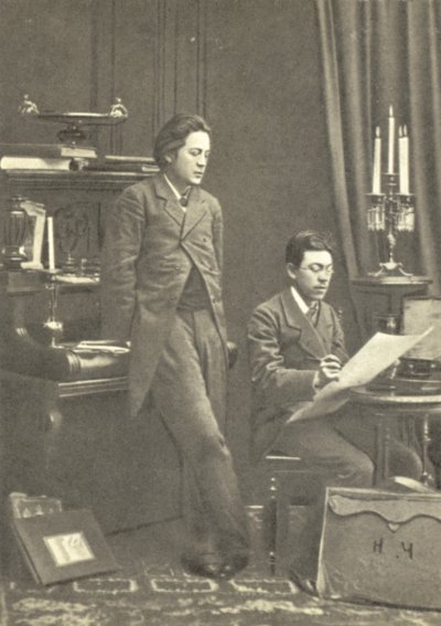 Anton Chekhov (esquerda) com seu irmão Nikolay em Moscou de Russian Photographer