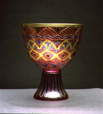 Bacia esmaltada com desenho geométrico simples, provavelmente provincial, 1880 (esmalte) de Russian School
