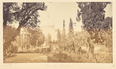 Agra; Der Taj, vom Garten aus de Samuel Bourne