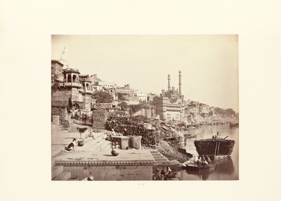 Benares; A Grande Mesquita de Arungzebe e os Ghats adjacentes de Samuel Bourne