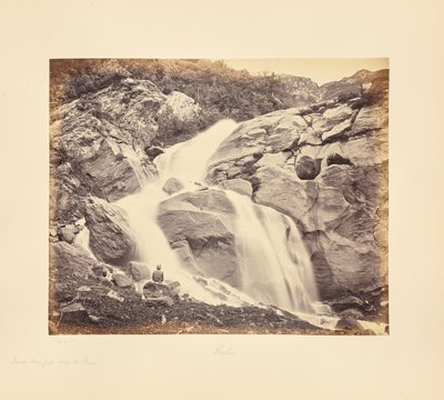Pequena cascata acima de Prini, Kulu de Samuel Bourne
