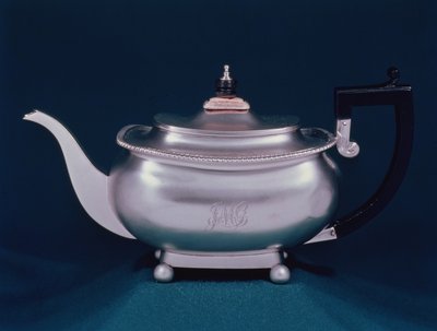Bule de regência, 1812-13 prata, madeira com marfim knop de Samuel Hennell