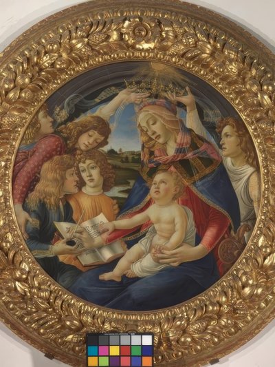 Maria com criança e cinco anjos de Sandro Botticelli