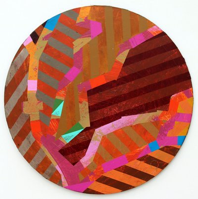 Twixt Heaven & Earth XV-A (acrílico no quadro circular) de Sara Hayward