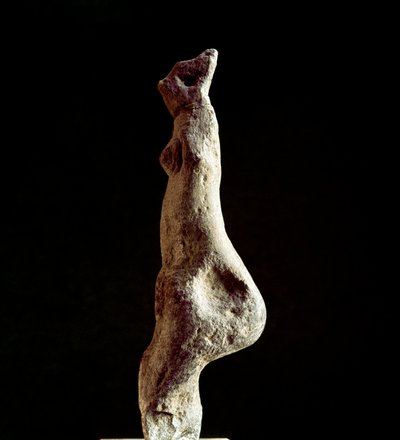 Cultura nuragic (nuraghi) Sardenha: estatueta calcária de Vénus steatopigic (forma lombar) (Venus de Macomer), proveniente de Macomer, perto de Nuoro. Datação do período pré-nurálgico (século 25-18 a.C.) Eneolítico. Cagliari, Museo Nazionale Archeologico de Sardinia Nuragic Civilization